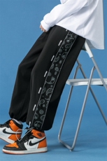 蓝色