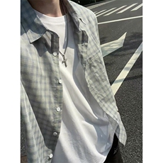 蓝色