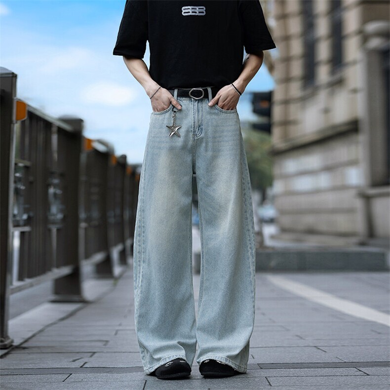 街景浅蓝色复古直筒牛仔裤设计款潮人款男裤长期有货559P49,男装牛仔裤,星座902A