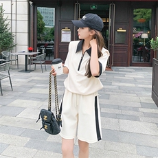 现货~新款上新！撞色设计短袖短款两件套190-82359-P120-K178，女装套装/套裙，一九零