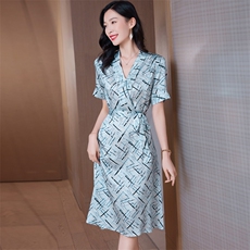 印花重磅真丝连衣裙女中长款2025新款年轻妈妈装系带桑蚕丝A字裙，女装连衣裙，阿舍尔精品