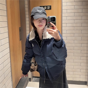 韩系2025冬新款羊羔毛翻领羽绒棉服女学生短款面包服藏青外套图片