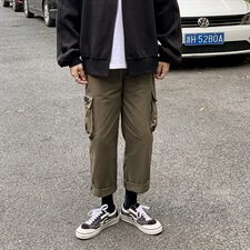 军绿色
