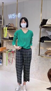 2021秋季新款时尚休闲显瘦遮胯直筒休闲裤图片