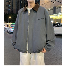 灰绿色