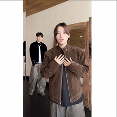 网络截图【EME】摩登年代复古绒皮工艺哈灵顿外套JK78089特P70，女装短外套，星座226-2