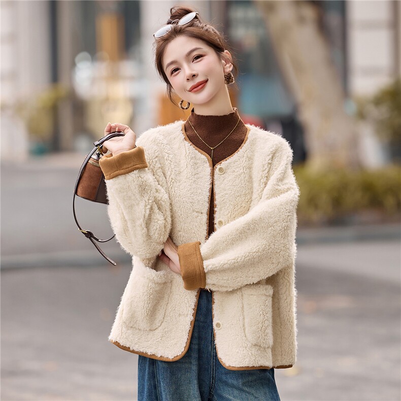羊羔毛外套女2025秋冬新款巨好看的韩系小香风宽松短款厚皮毛一体,女装毛呢外套,盈茜