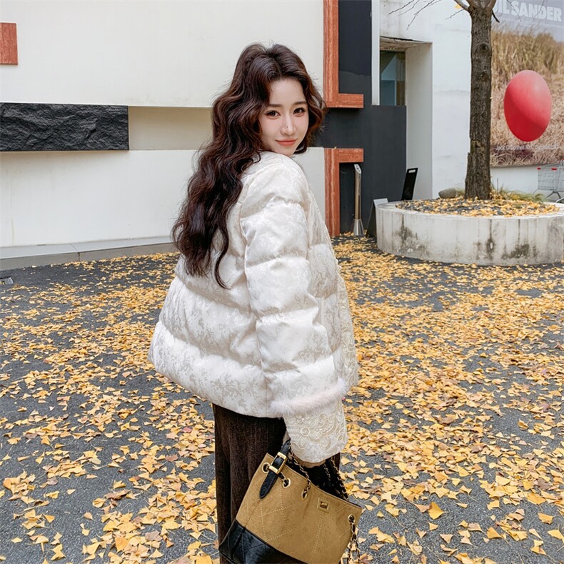 新中式重工串珠拼毛短款羽绒服90白鸭绒2C323-8877-310,女装羽绒服,2C323