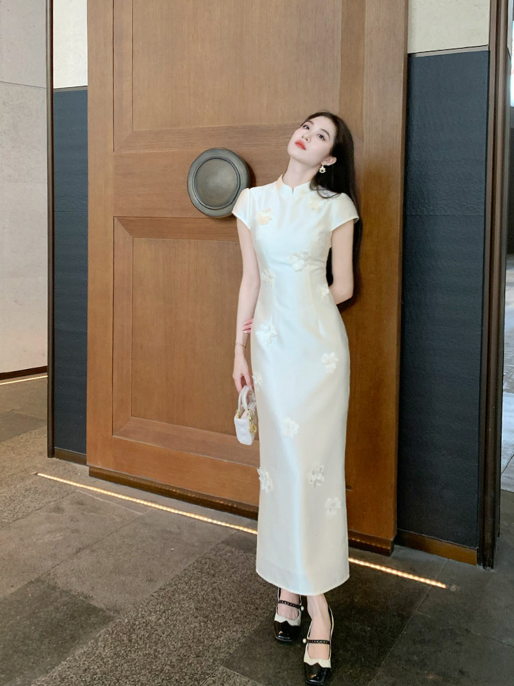 拈香新中式立体花改良旗袍女春夏缎面旗袍领连衣裙,女装连衣裙,梦白服饰厂