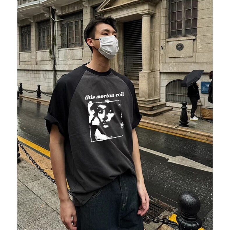 抖音得物高品质二开240克宽松纯棉美式潮牌插肩袖拼接短袖T恤,男装T恤,电商A486