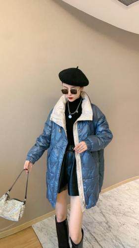 芊芊细羽9205款羽绒服M、L、棱形格衔线一手长，不挑人穿，女装羽绒服，芊芊细羽