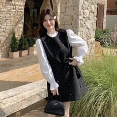 通勤风灰色无袖背心连衣裙叠穿白衬衫女春秋超火好看气质两件套装，女装套装/套裙，维壹