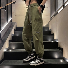 绿色