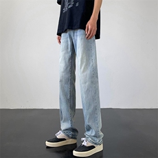 浅蓝色
