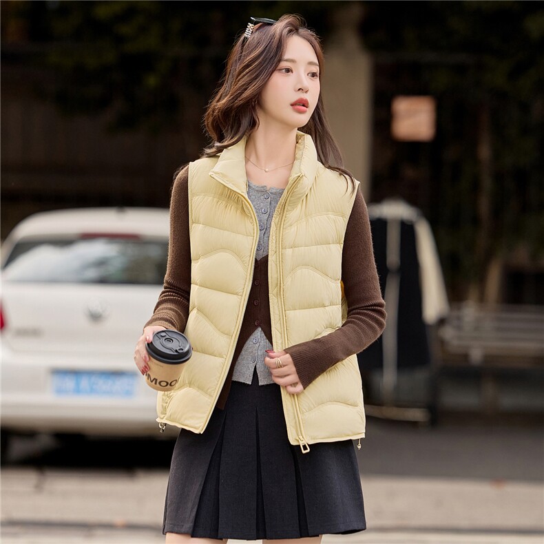 黄色立领羽绒马甲女2025冬季新款收腰显瘦冬装外套女,女装羽绒服,梦懿尔