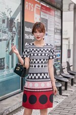 定位花连衣裙，女装连衣裙，茜茜靓点