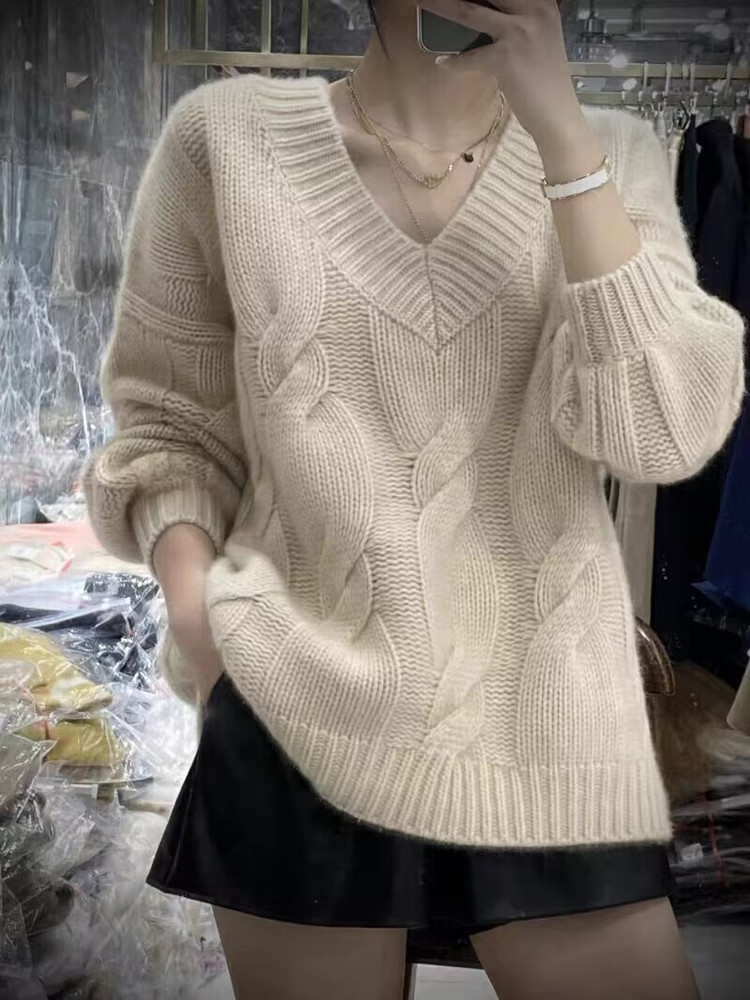 时尚百搭纯澳毛鸡心领大扭花女羊毛衫简约显瘦长袖针织衫舒适保暖,女装羊毛衫,莺澜羊绒