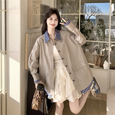 韩系格子拼接卡其色翻领衬衫外套女2026春秋新款宽松休闲工装夹克，女装短外套，艾米莉亚