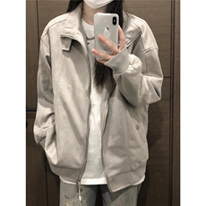 灰色