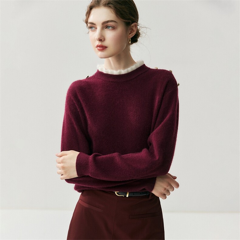 2025年秋季新款圆领木耳边肩部三颗扣针织上衣时尚休闲通勤百搭，女装羊绒衫，绒创羊绒