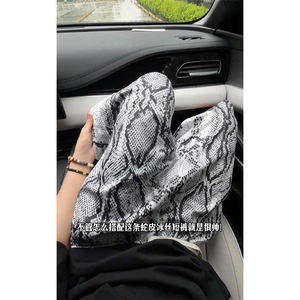 蟒蛇花纹印花沙滩透气简简约休闲运动五分时尚短裤DK2103 P25图片