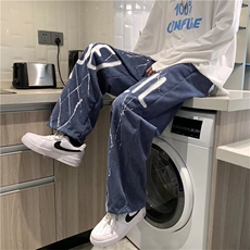 蓝色