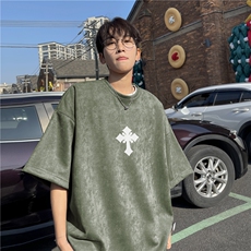 绿色