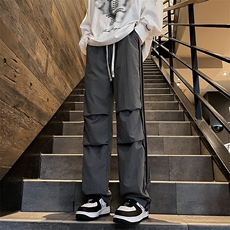 灰色