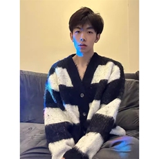 黑白色