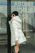 90白鸭绒，两色四码，其它，伊艺不舍