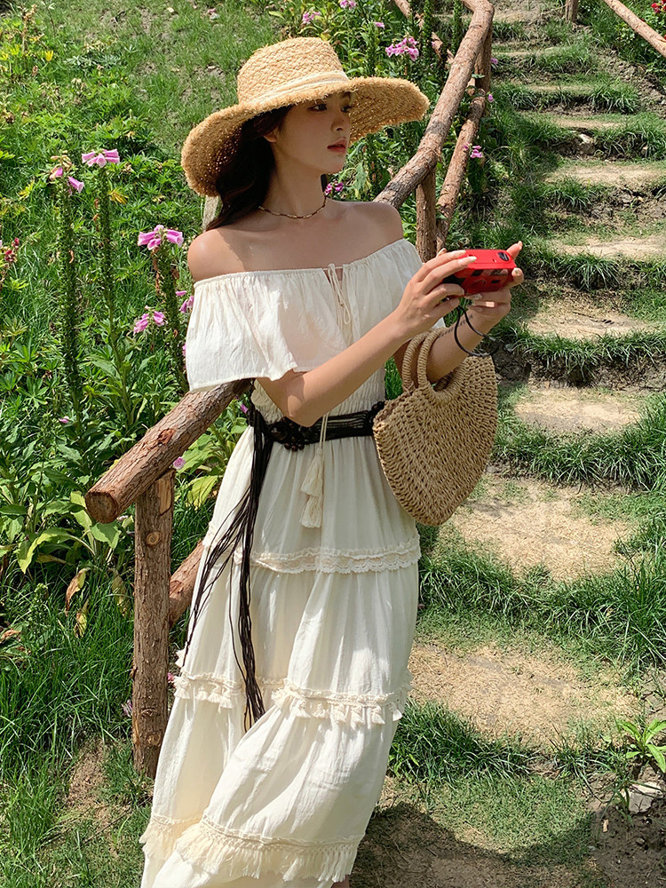 法式浪漫优雅连衣裙女2025夏季新款赫本风高腰一字肩荷叶边裙子潮,女装连衣裙,浙宝305