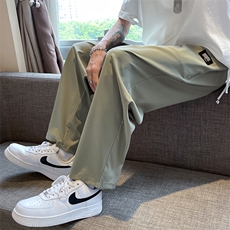 绿色