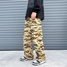 卡其色