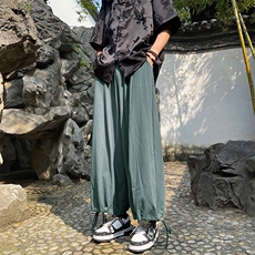 湖蓝色
