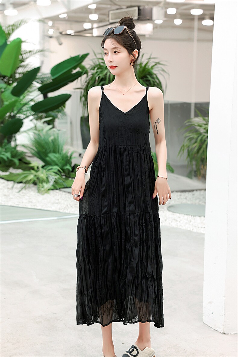 褶皱吊带裙2023年夏季时尚潮流舒适简约长裙仙女裙连衣裙,女装连衣裙,冬木谷雨