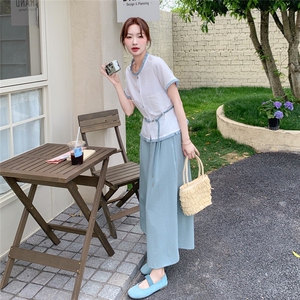 韩系淑女风穿搭白色衬衫配蓝色阔腿裤女夏2025年休闲气质减龄套装图片