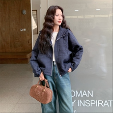 藏青色韩系连帽刺绣外套2025新款女早秋肌理高级感气质小个子上衣，女装短外套，2C215