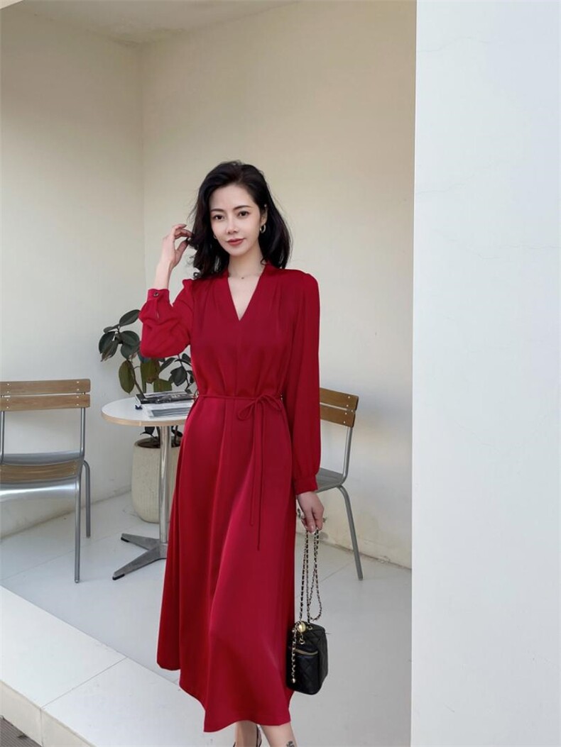 气质连衣裙，女装连衣裙，蓝芝衣秀