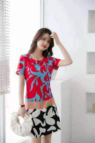 花色连衣裙，女装连衣裙，茜茜靓点