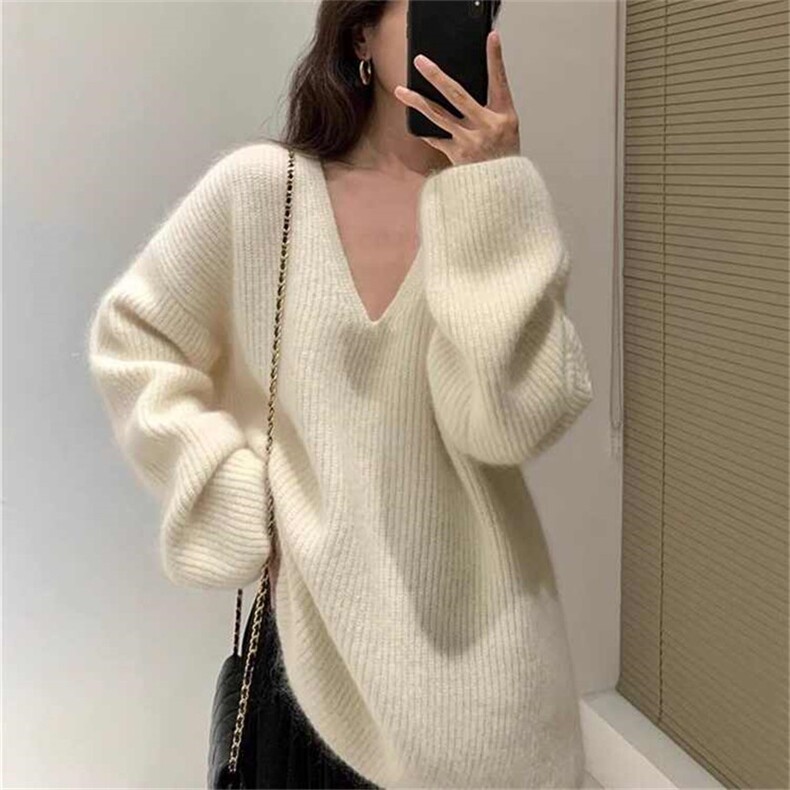秋冬显瘦毛衣女宽松休闲打底针织V领羊毛衫上衣，女装羊毛衫，佳弈羊绒