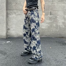 蓝色