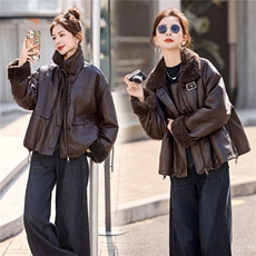 羊羔毛内胆皮毛一体外套，女装皮草，采品优优