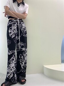 阔腿裤图片
