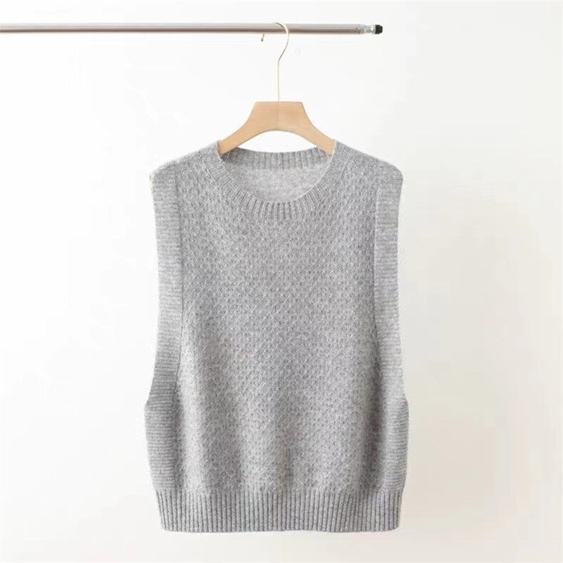 2024秋季新款一体成型菱形格马甲无袖纯色圆领马甲宽松大码原创，女装马甲，美轩羊绒