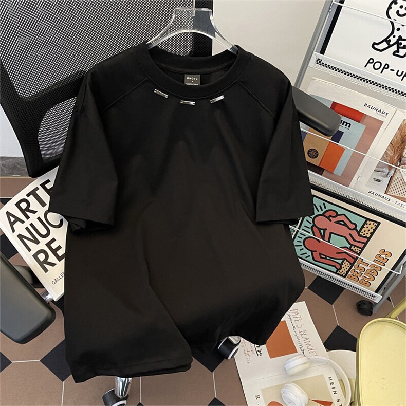 抖音得物品质二开240克宽松纯棉美式高街痞帅潮牌金属装饰短袖T恤,男装T恤,电商A486