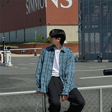 蓝色