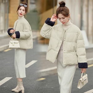 2024年冬季新款國风金丝绒羽绒服外套女图片