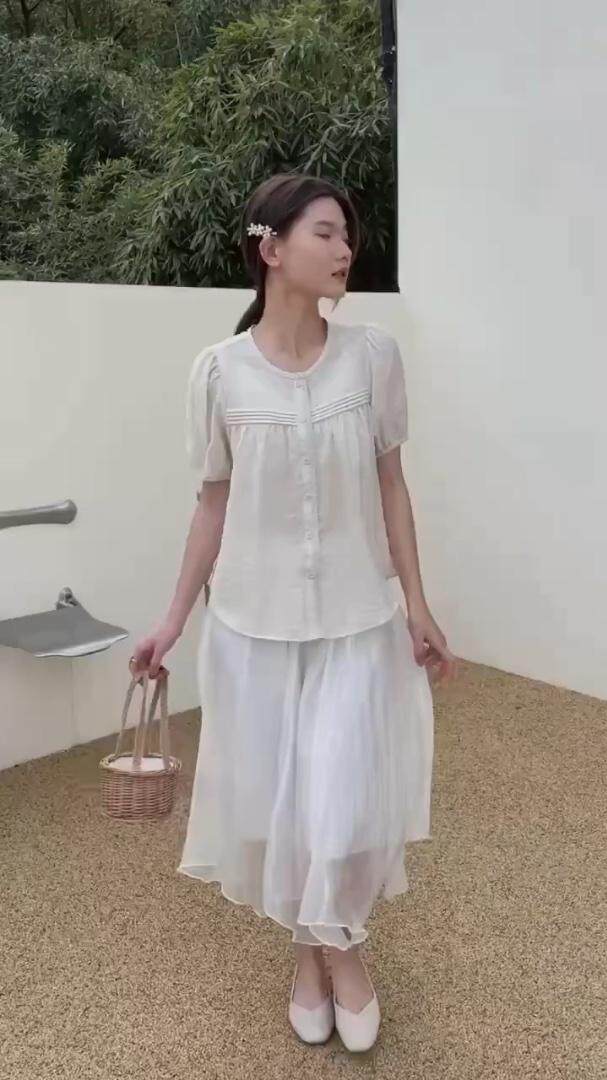 一套都有，其它，Lico&co(2F)