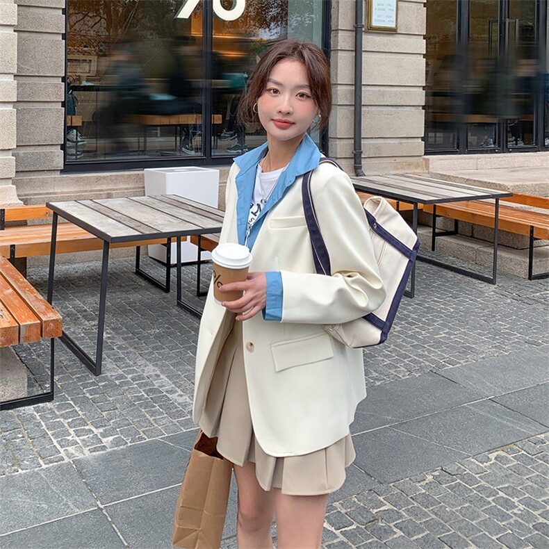 黑色拼接休闲西装外套女2023春季新款韩版小个子炸街洋气chic西服,女装西装,辉之琳