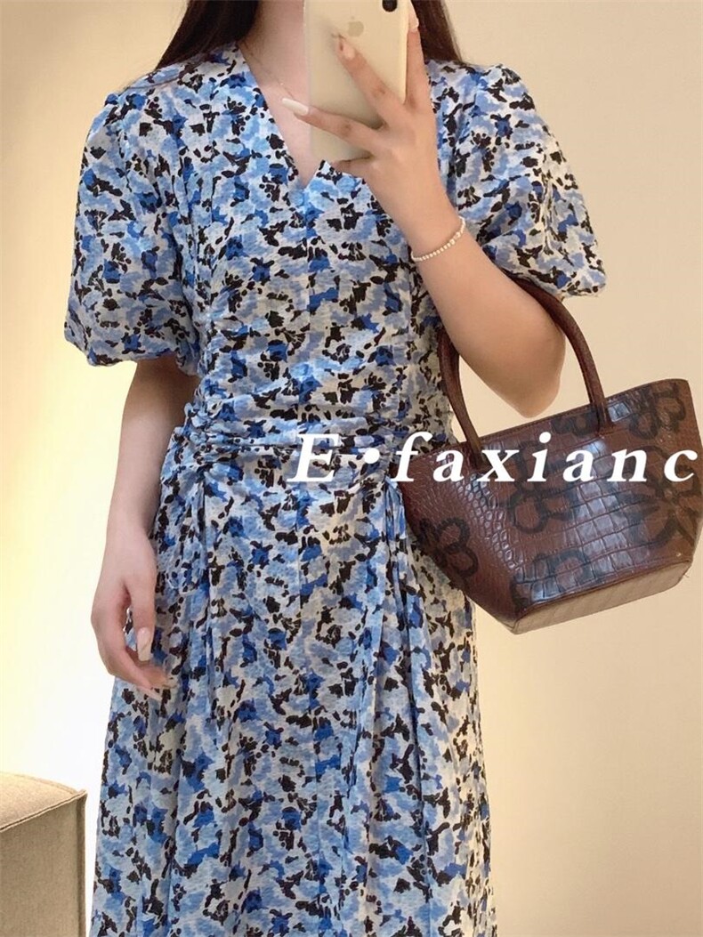 【现货】韩版碎花连衣裙修身松紧腰?调节大小，女装连衣裙，E.FAXIAN伊发现